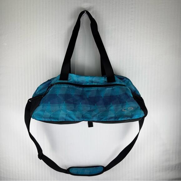 C9 Champion Yoga Duffel Travel Sports Gym Bag Blue Print Black Trim 18” Carryall - Picture 3 of 10